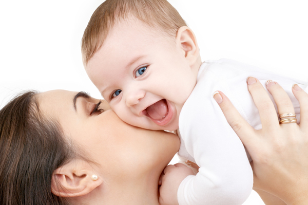 Desenvolvimento Social do seu bebê no 5° mês | Pikuruxo