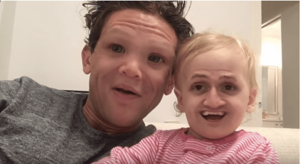 troca de rostos Snapchat pais e bebê